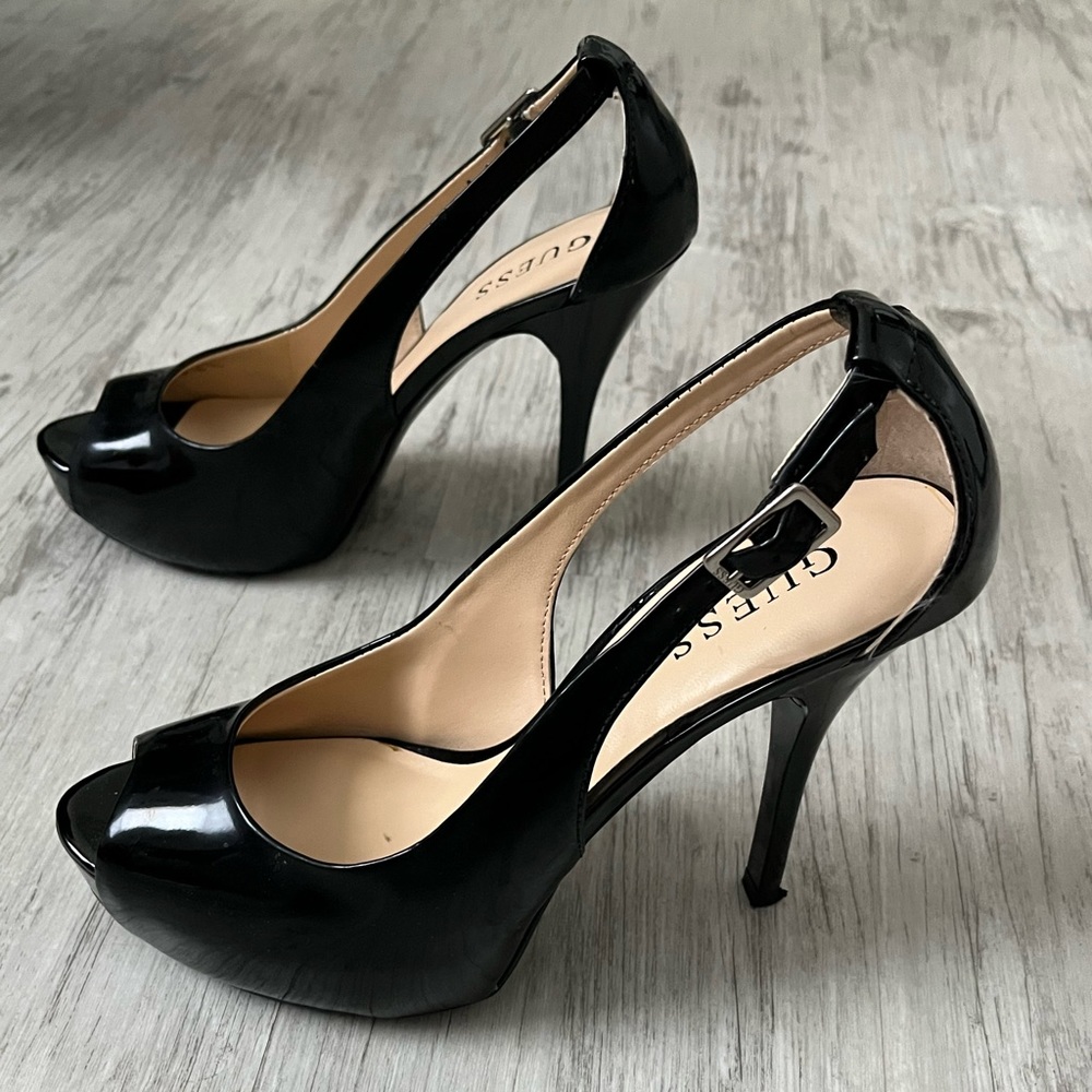 Guess Black Patent Leather Slingback Pumps 7.5